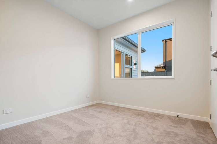 7 Henl Lane Wainui_16