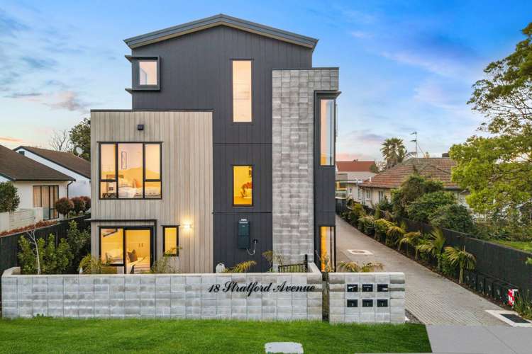 18B Stratford Avenue_0