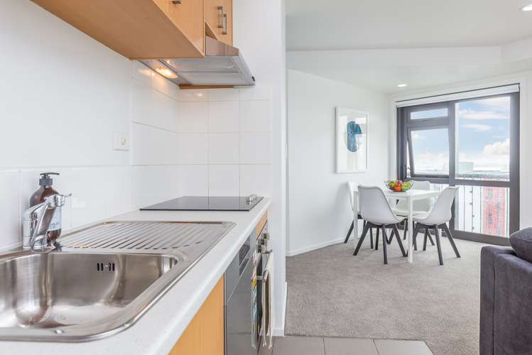 12g/2 Eden Crescent Auckland Central_7