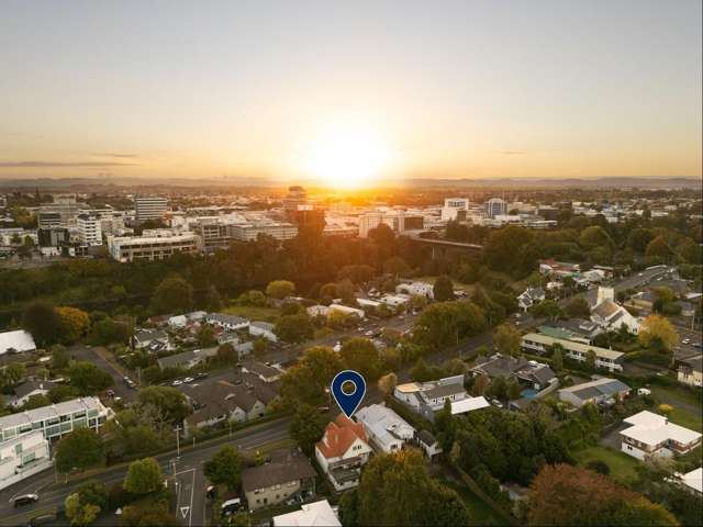 128 River Road Hamilton East_2