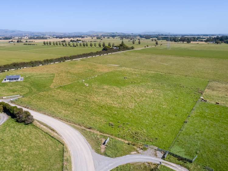 445 Perrys Road East Taratahi_8