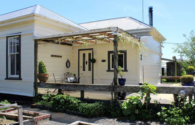 2 Tua Street Ormondville_10