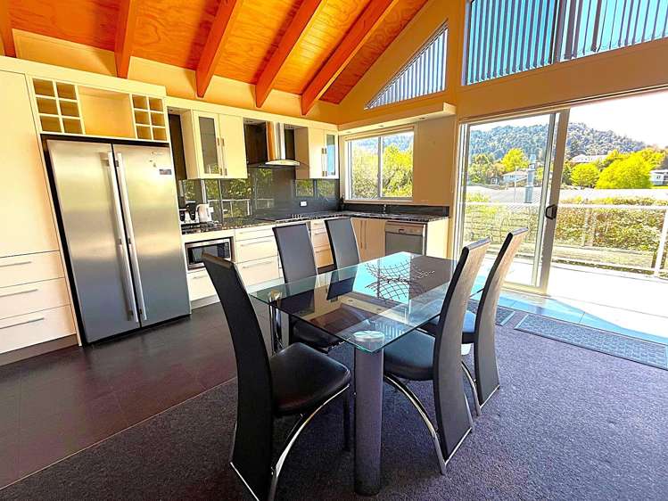 2 Kowhai Way Ohakune_5