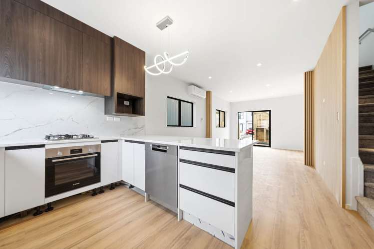 20 Whare Kauri Road_3
