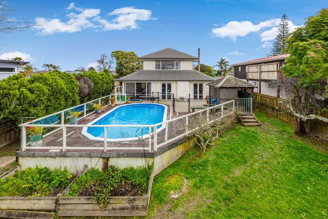 32 Evans Road Weymouth_2