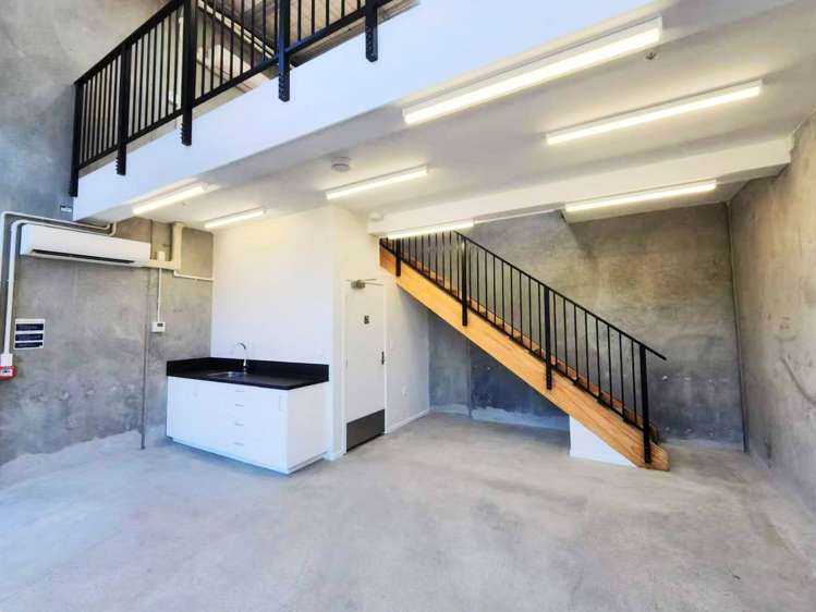 Unit 11/3 Pacific Rise Mt Wellington_2