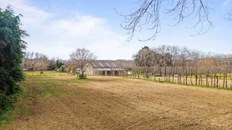 87 Croft Lane Riverhead_22