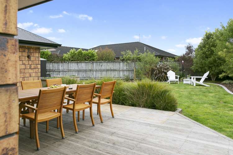 3 Daniel Crescent Cambridge_21