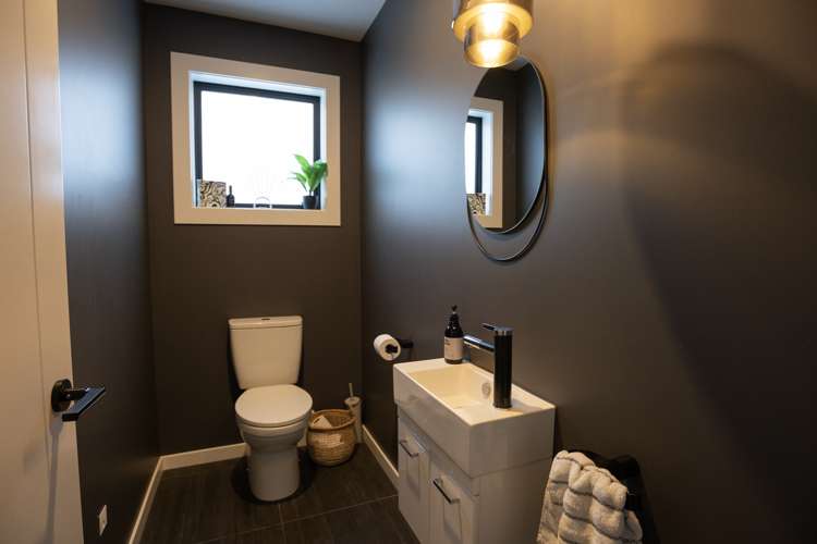 19 Longwood Drive Winton_19