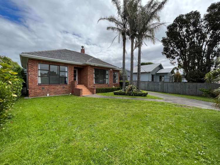 401 Lake Road_0