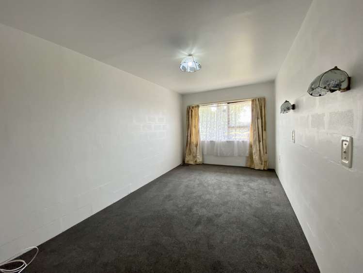 2/2 Northall Road New Lynn_12