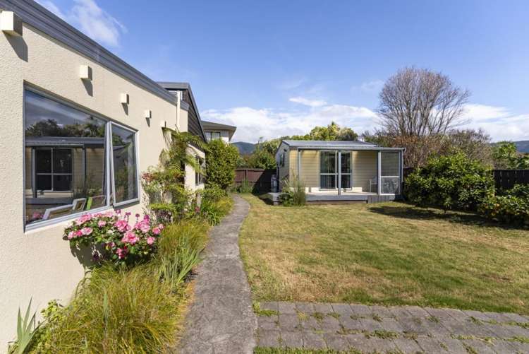 11 Coleridge Place Stoke_18