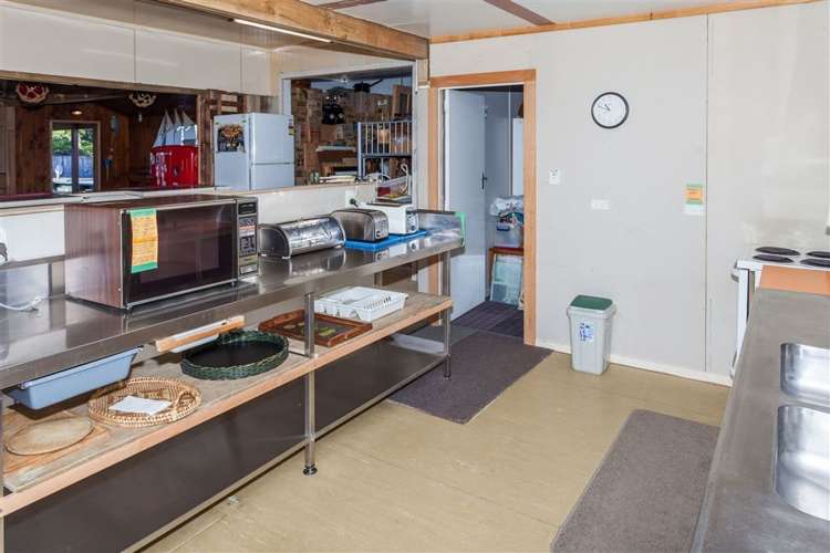 409 Port Road Whangamata_48