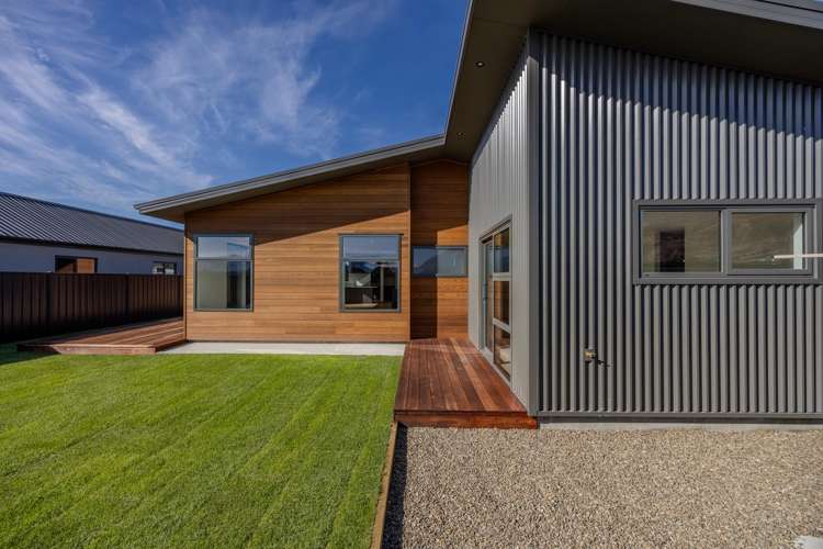 9 Packer Road Wanaka_18