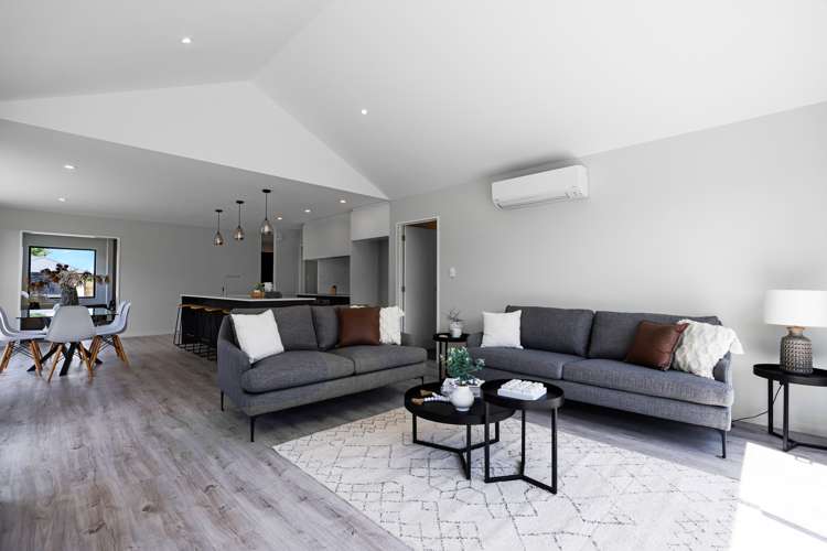 10 Strowan Avenue Elgin_10