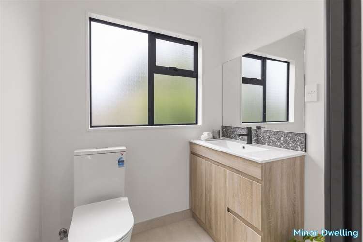 8 Kupari Place Totara Vale_17