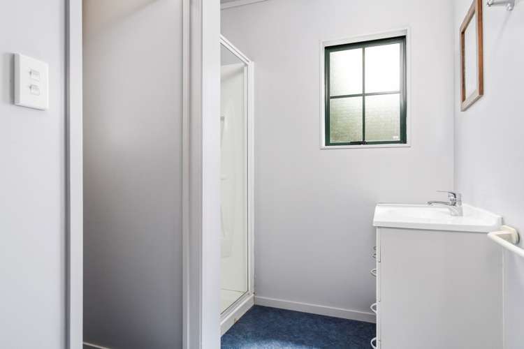 124 Candia Road Henderson Valley_19