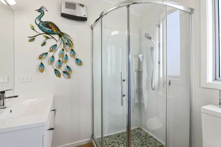 25 Wanderers Avenue Brightwater_16