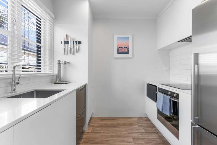 4/10 Saint Georges Bay Road Parnell_11