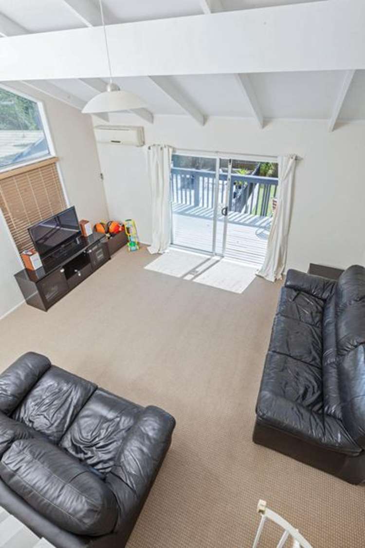 38 Pokapu Street Titirangi_11