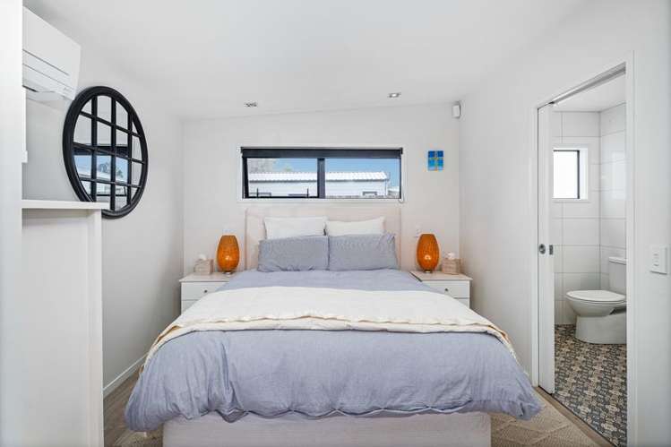 119 Sands Crescent Matarangi_13