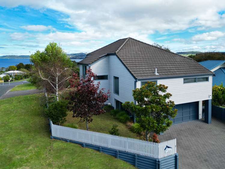 7 Ngamotu Road Taupo_17
