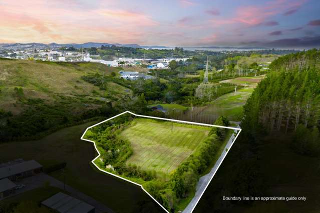 1ha of Possibility, Just Minutes to Silverdale