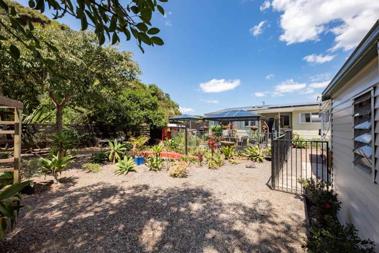 1214 Huia Road Huia_14