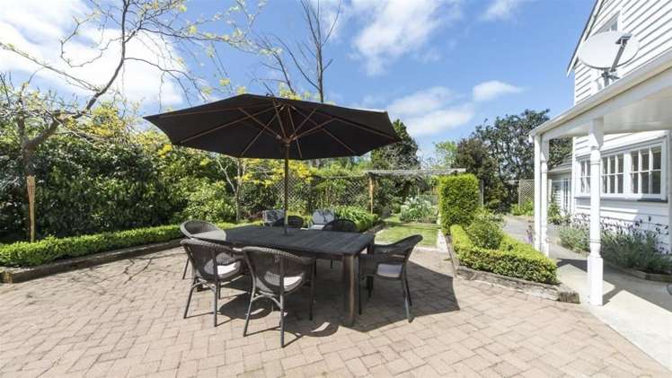 100 Walker Road Opaheke_13