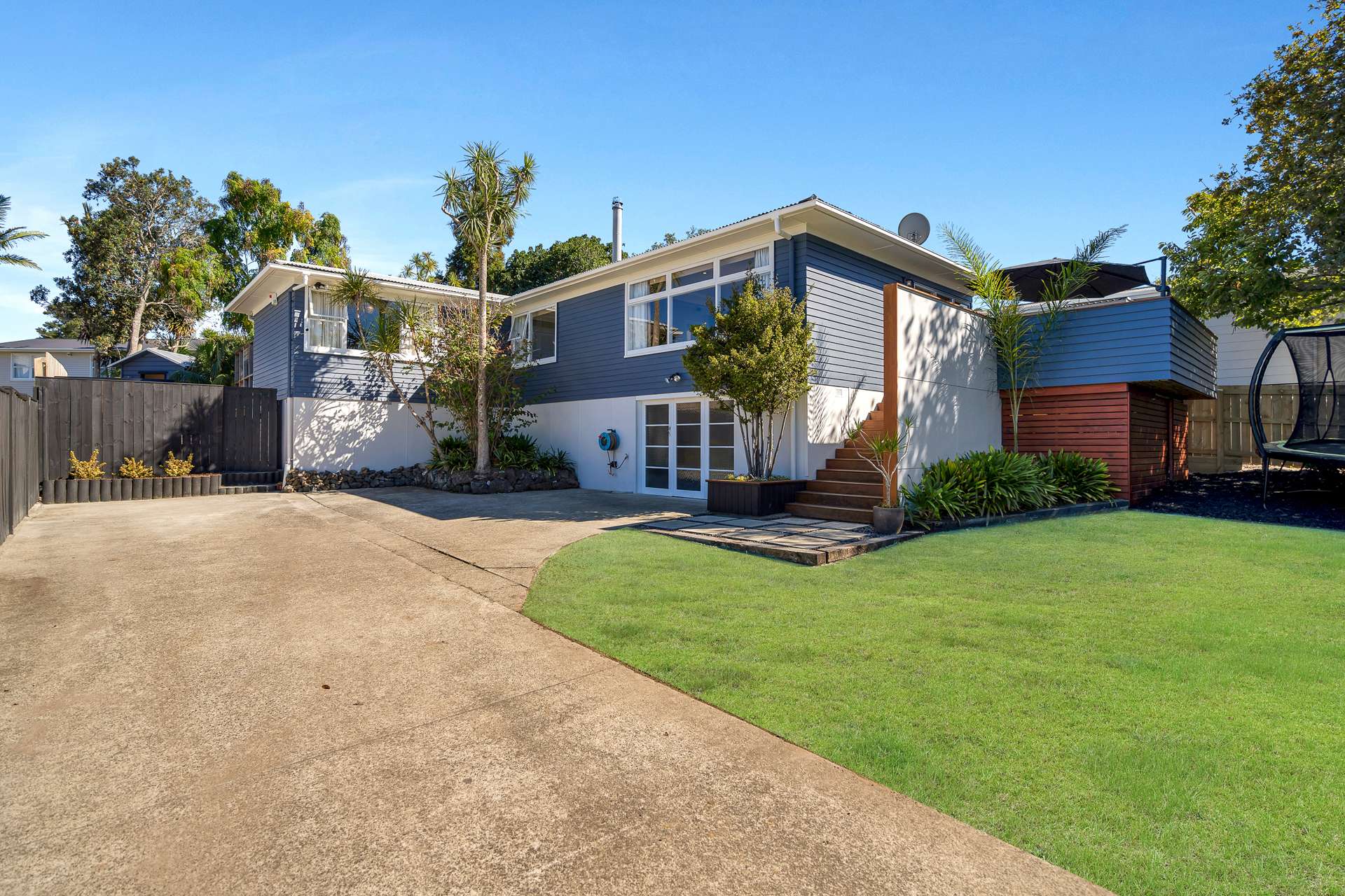 22 Bayside Avenue Te Atatu Peninsula_0