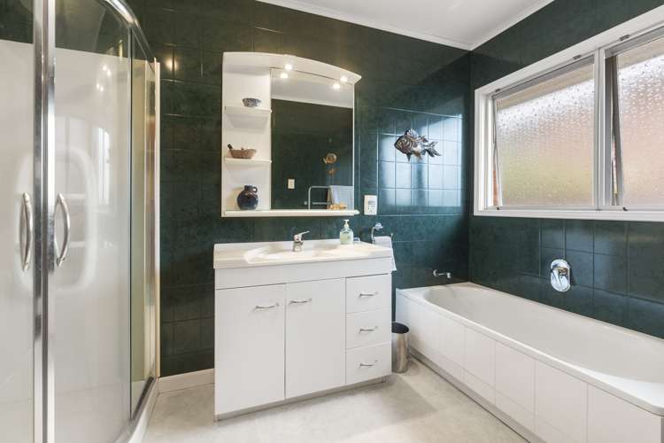 61 Taylor Road Mangere Bridge_20