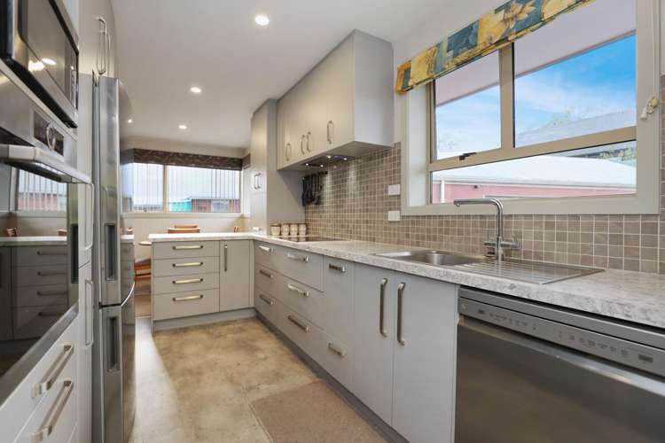 60 Alford Forest Road Allenton_11