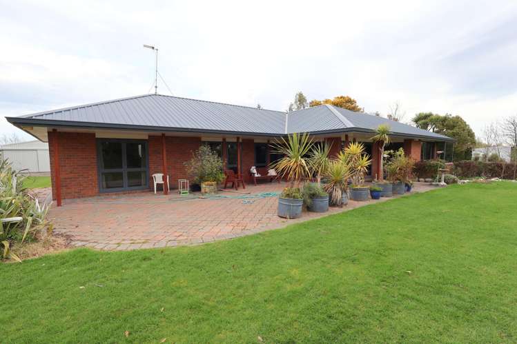 14 Danube Road Winton Surrounds_32