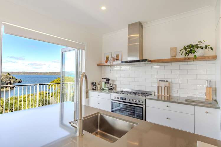 85 Spencer Road Lake Tarawera_7