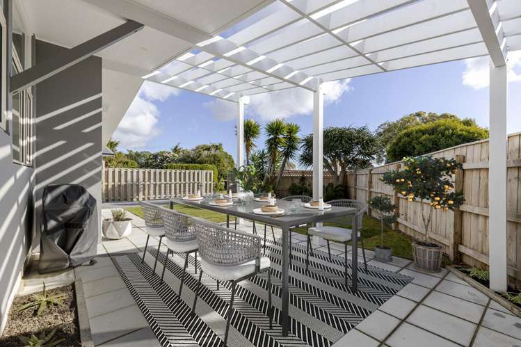 25 Waiwera Place Merrilands_12