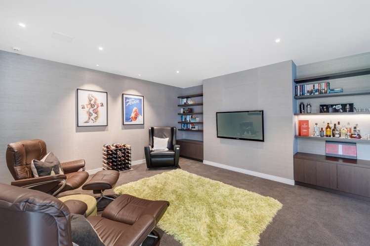 67 Riordan Lane Whitford_18