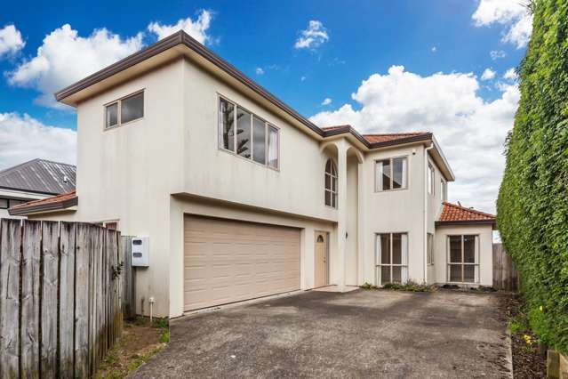 13a Lorraine Avenue Mount Albert_1
