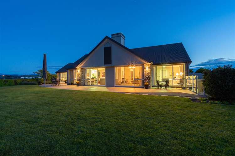 140 Howden Street Te Anau_36