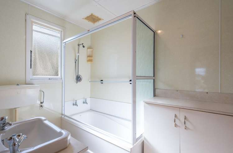 23 Polstead Road Stoke_17