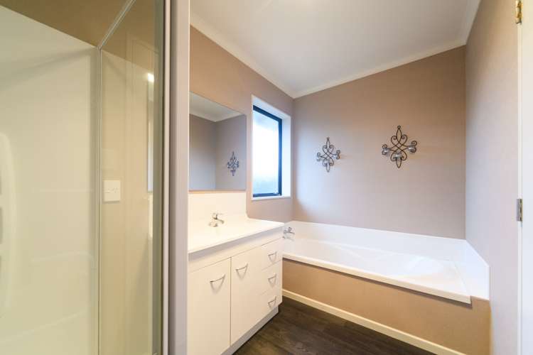 6 Nevada Way Kelvin Grove_19