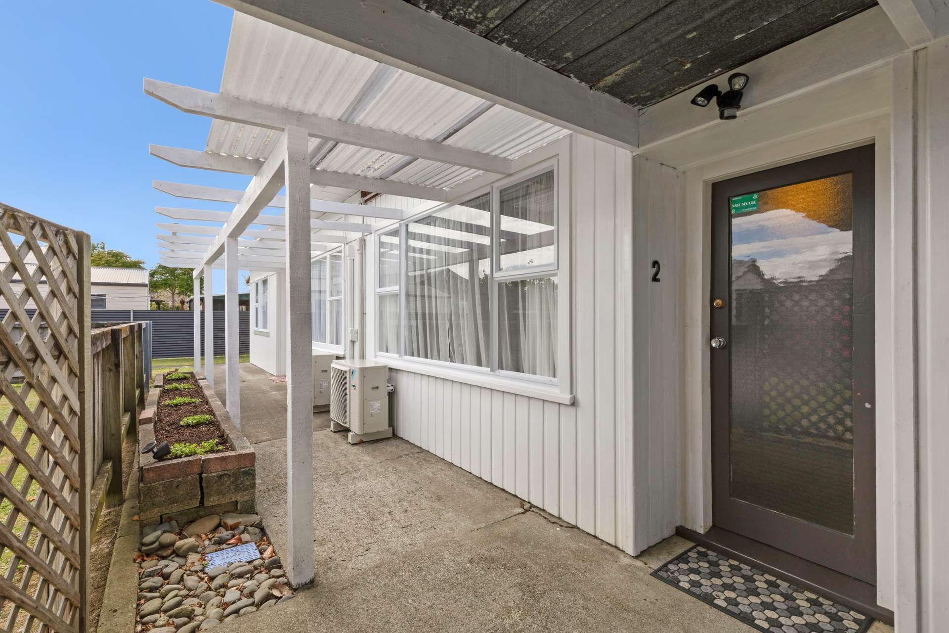 2/54 Weston Ave Roslyn_0