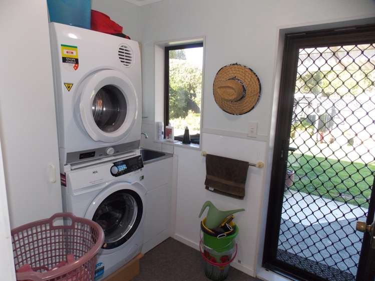 53 Clarke Avenue Highbury_14