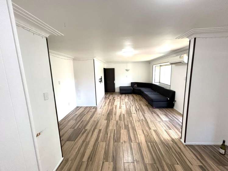 151 Carnoustie Drive Wattle Downs_1