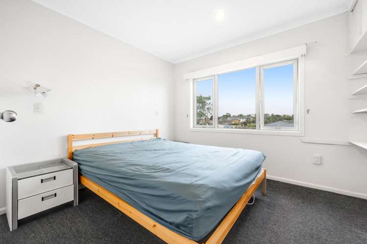 53 Bradbury Road Botany Downs_10