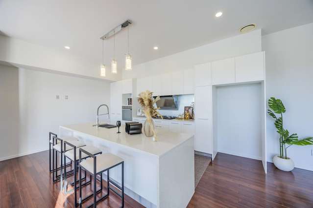 2 Myra G Place Stanmore Bay_4