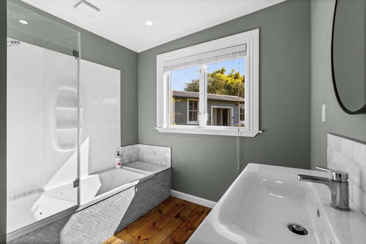 2033 Kahuranaki Road Kahuranaki_11