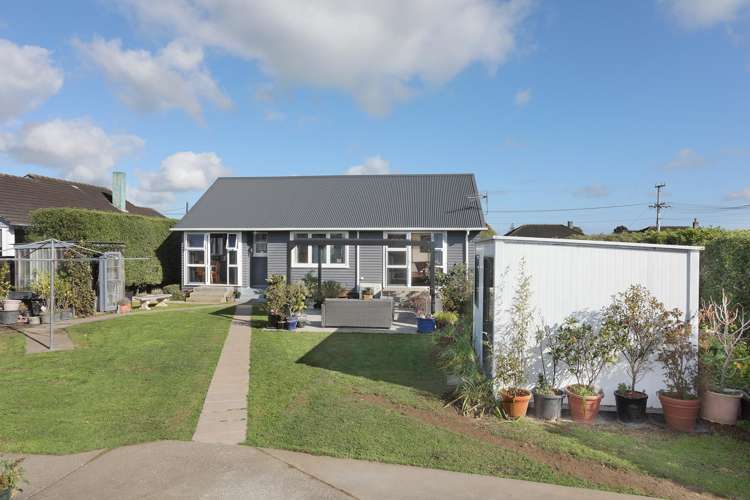 10 Kittyhawk Row Bulls_19