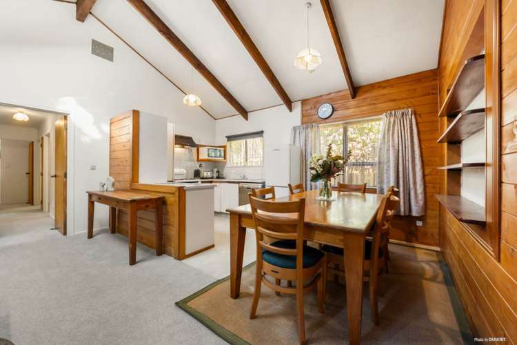 38 Napuka Road Henderson Valley_3