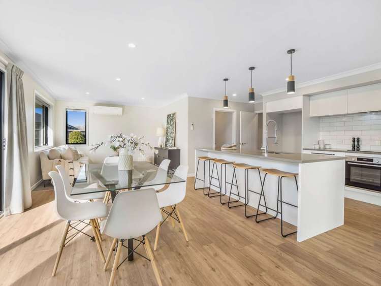 6 Polar Lane Lincoln_6