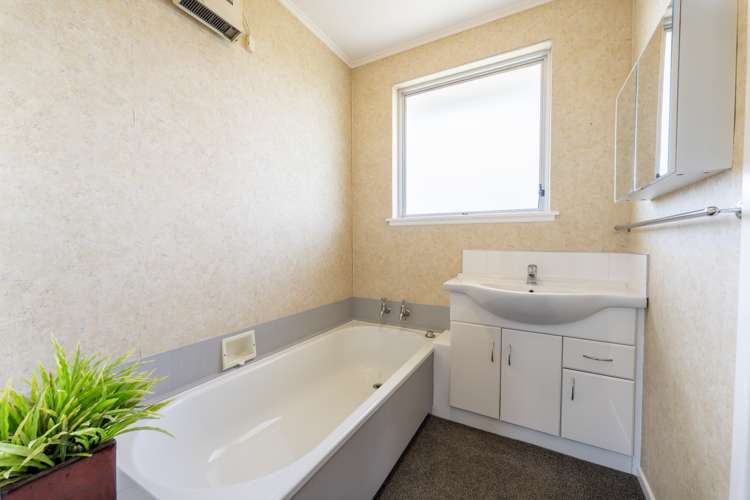 15 Pukatea Street Glenwood_9